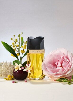 น้ำหอมกลิ่นดอกไม้และเปลือกไม้ Knowing