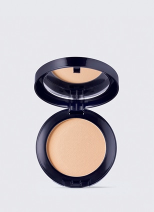 Set. Blur. Finish Perfecting Pressed Powder